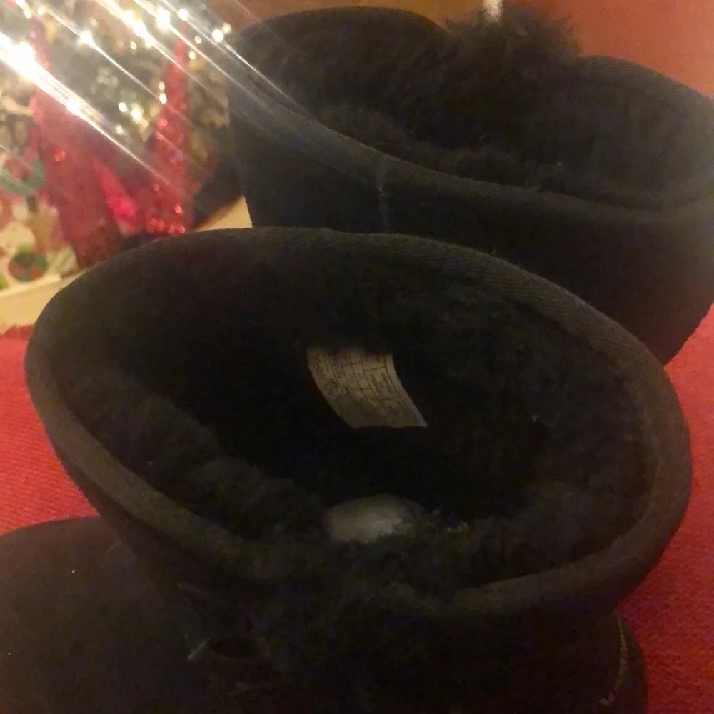 UGG beautiful girls boots size 6 GUC KOOLABURRA
